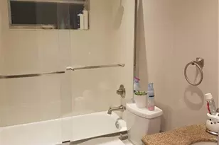 2210 Taylor St, Hollywood, FL 33020 - Photo 7