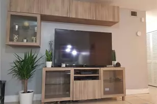 2210 Taylor St, Hollywood, FL 33020 - Photo 5