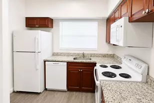 640 Cypress Club Way, Deerfield Beach, FL 33064 - Photo 3