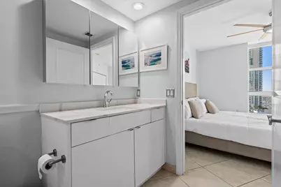 347 N New River Drive #2707, Fort Lauderdale, FL 33301 - Photo 13