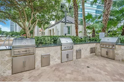 347 N New River Drive #2707, Fort Lauderdale, FL 33301 - Photo 11