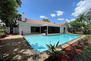 9071 NW 13th St, Plantation, FL 33322 - Photo 7