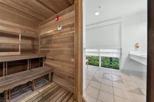 2401 NE 65th St, Fort Lauderdale, FL 33308 - Photo 21