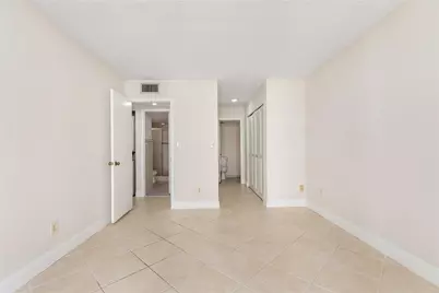 1440 Brickell Bay Drive #705, Miami, FL 33131 - Photo 13
