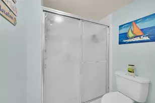 7553 Trent Dr, Fort Lauderdale, FL 33321 - Photo 13