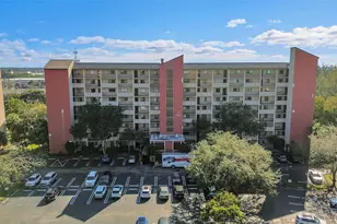 2206 S Cypress Bend Dr, Pompano Beach, FL 33069 - Photo 31