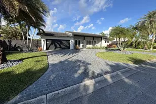 3017 NE 57th St, Fort Lauderdale, FL 33308 - Photo 1