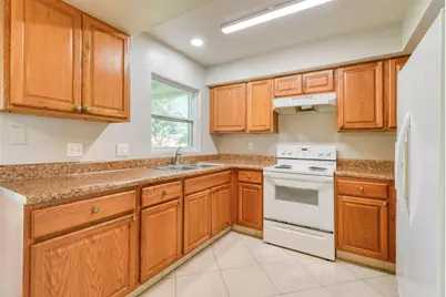 332 NE Cullman Court, Port Saint Lucie, FL 34983 - Photo 11