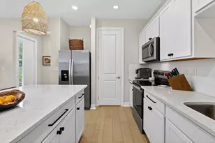 770 NW 82nd Ter, Plantation, FL 33324 - Photo 5