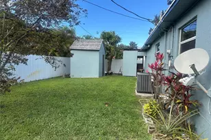 815 S 26th Ct, Hollywood, FL 33020 - Photo 29