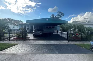 815 S 26th Ct, Hollywood, FL 33020 - Photo 3