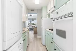 1221 Hillsboro Mile, Pompano Beach, FL 33062 - Photo 39