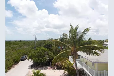 28525 Jolly Roger Drive, Little Torch Key, FL 33042 - Photo 7