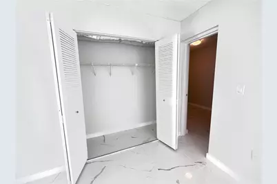 701 N Pine Island Road #303, Plantation, FL 33324 - Photo 15