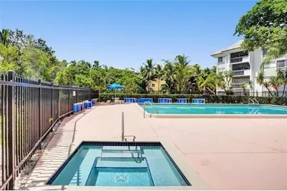 701 N Pine Island Road #303, Plantation, FL 33324 - Photo 19