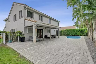 19321 NW 10th St, Pembroke Pines, FL 33029 - Photo 3