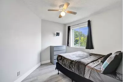 19321 NW 10th Street, Pembroke Pines, FL 33029 - Photo 41