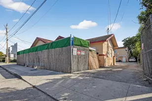 2168 NW 28th St, Miami, FL 33142 - Photo 7