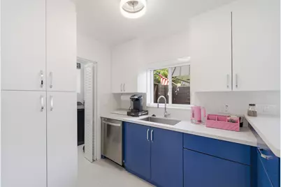 100 NE 22nd Street, Wilton Manors, FL 33305 - Photo 13