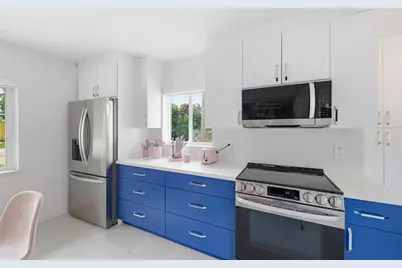 100 NE 22nd Street, Wilton Manors, FL 33305 - Photo 11