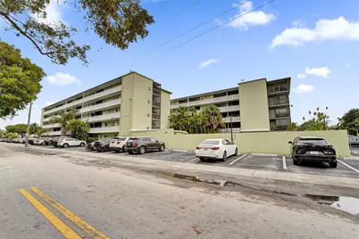 1425 Arthur Street #202A, Hollywood, FL 33020 - Photo 47