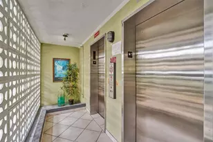 1425 Arthur St, Hollywood, FL 33020 - Photo 3