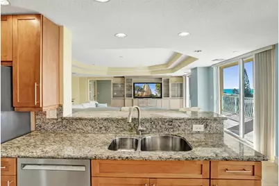 1395 S Ocean Boulevard #402, Pompano Beach, FL 33062 - Photo 7