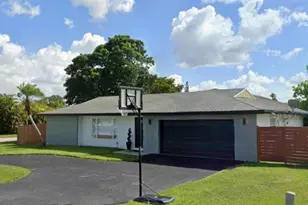 6701 NW 98th Ave, Tamarac, FL 33321 - Photo 1