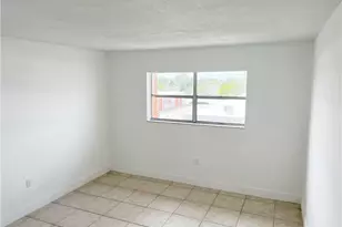 3710 NW 21st St, Lauderdale Lakes, FL 33311 - Photo 7