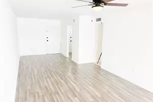 3710 NW 21st St, Lauderdale Lakes, FL 33311 - Photo 15