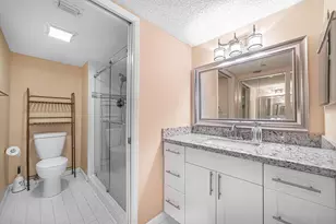 901 SW 141st Ave, Pembroke Pines, FL 33027 - Photo 13