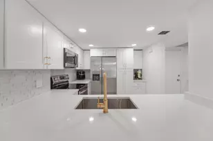 3000 E Sunrise Blvd, Fort Lauderdale, FL 33304 - Photo 9