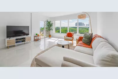 3000 E Sunrise Boulevard #7D, Fort Lauderdale, FL 33304 - Photo 3