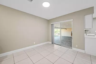 9203 NW 71st Street, Tamarac, FL 33321 - Photo 9