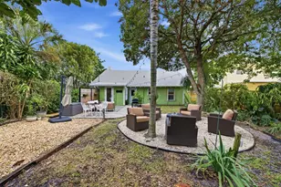 117 S Palmway, Lake Worth Beach, FL 33460 - Photo 1