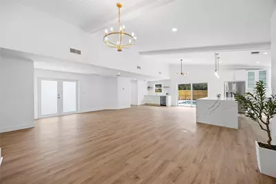 701 NW 77th Avenue, Plantation, FL 33324 - Photo 9