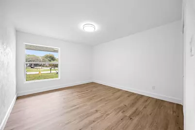 701 NW 77th Avenue, Plantation, FL 33324 - Photo 23