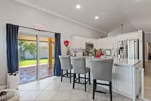 15141 Brighton Ln, Davie, FL 33331 - Photo 9