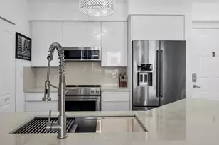 1830 Radius Dr, Hollywood, FL 33020 - Photo 9