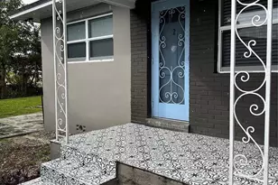 1242 NE 110th St, Miami, FL 33161 - Photo 1