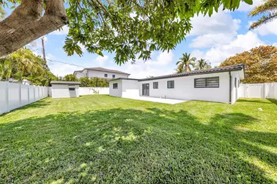 3231 NE 27 Terrace, Lighthouse Point, FL 33064 - Photo 7