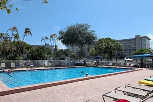 2671 S Course Dr, Pompano Beach, FL 33069 - Photo 25