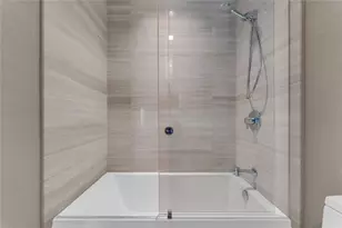 18975 Collins Ave, North Miami Beach, FL 33160 - Photo 13