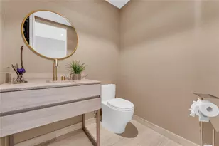 18975 Collins Ave, North Miami Beach, FL 33160 - Photo 21