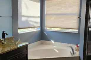 12410 SW 1st St, Plantation, FL 33325 - Photo 17