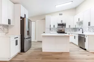 6411 NW 54th Dr, Coral Springs, FL 33067 - Photo 5