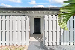 814 NE 14th Pl, Fort Lauderdale, FL 33304 - Photo 11