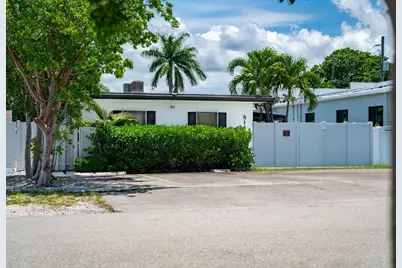 814 NE 14 Place #2, Fort Lauderdale, FL 33304 - Photo 15