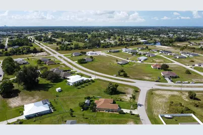 4239 E Gator Circle, Cape Coral, FL 33909 - Photo 7