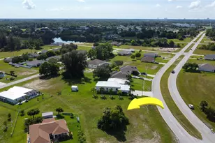 4239 E Gator Cir, Cape Coral, FL 33909 - Photo 5